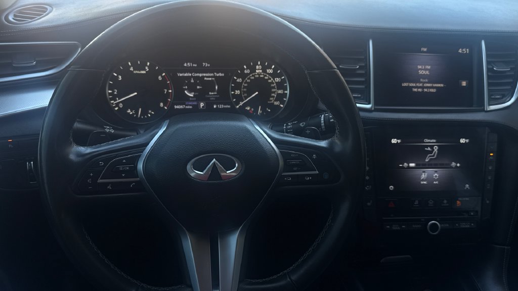 Used 2021 INFINITI QX50 Luxe AWD/4WD image 23