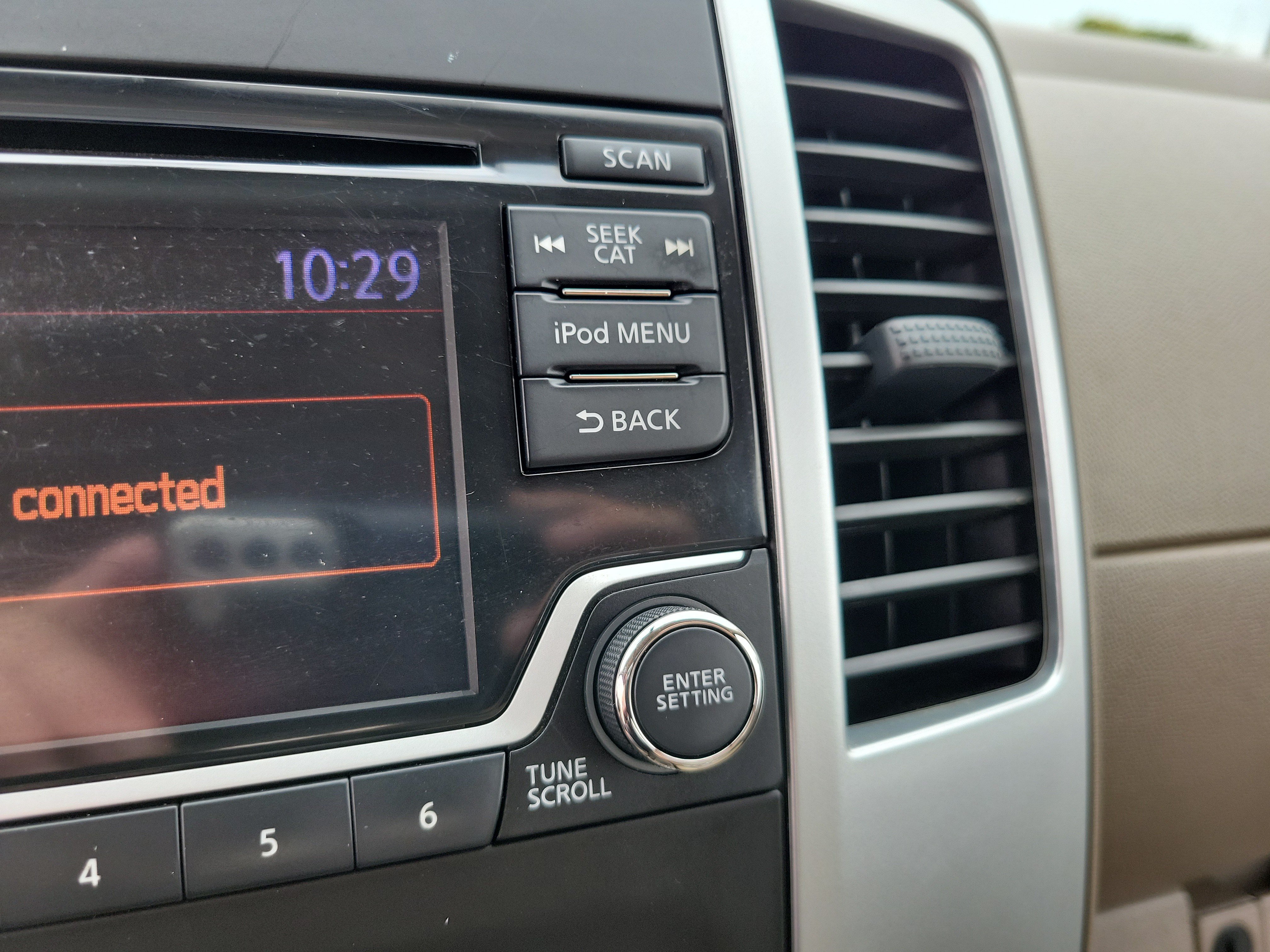 Used 2017 Nissan Frontier SV AWD/4WD image 19