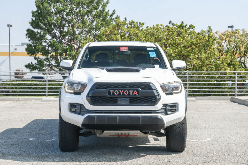 Used 2019 Toyota Tacoma TRD Pro AWD/4WD image 2