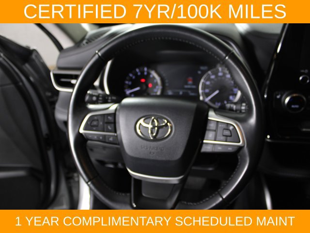 Used 2023 Toyota Highlander XLE AWD/4WD image 22