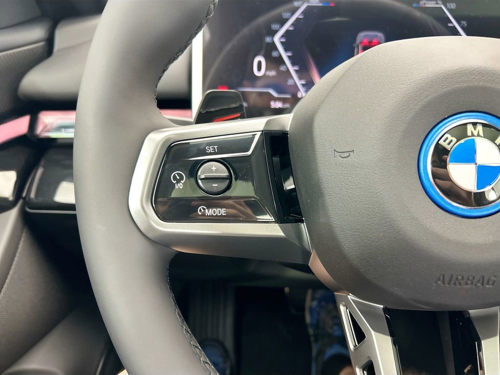 New 2026 BMW i5 eDrive40 w/ M Sport Package image 11