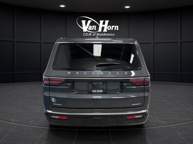 Used 2022 Jeep Wagoneer Series III AWD/4WD image 6