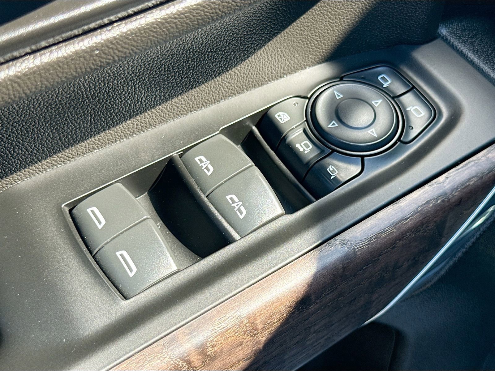 Used 2022 GMC Sierra 2500 Denali w/ Technology Package image 18
