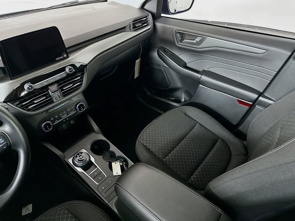 New 2026 Ford Escape Active FWD image 11