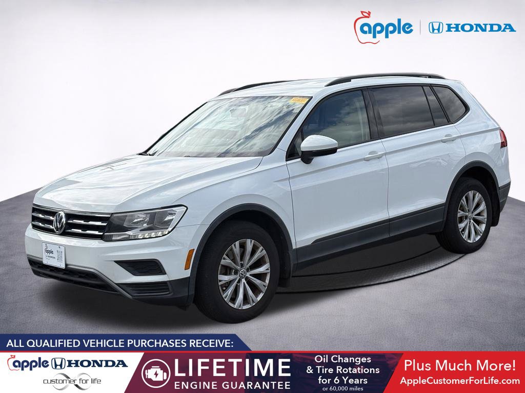 Used 2018 Volkswagen Tiguan S w/ 3rd Row Seat Package AWD/4WD image 3