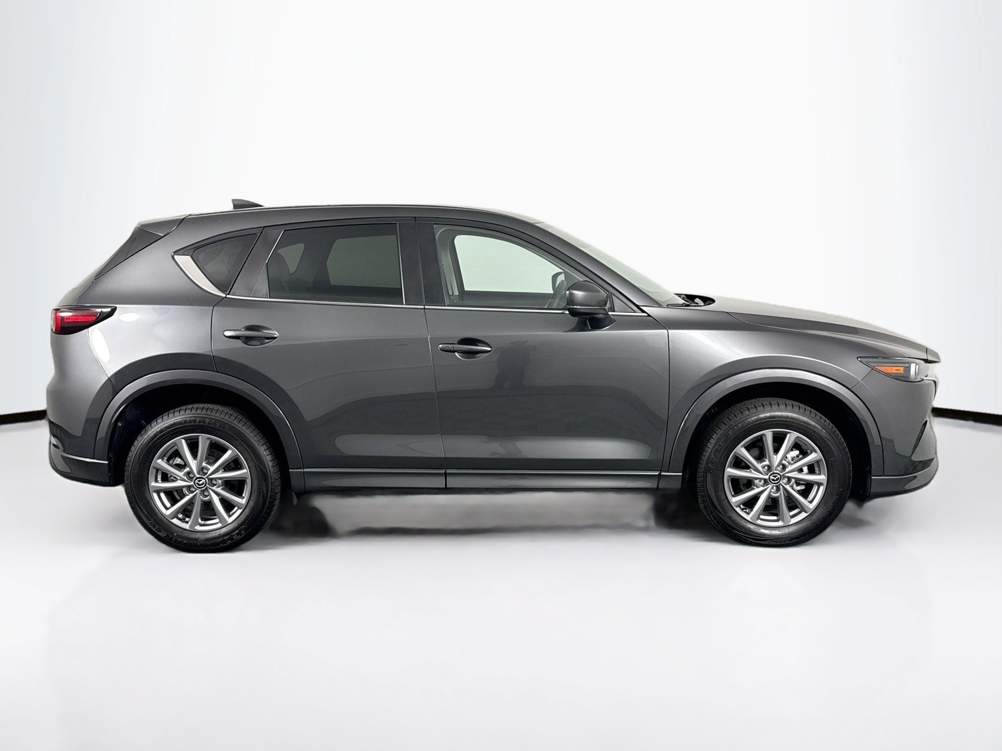 Used 2025 MAZDA CX-5 AWD 2.5 S w/ Preferred Package image 16