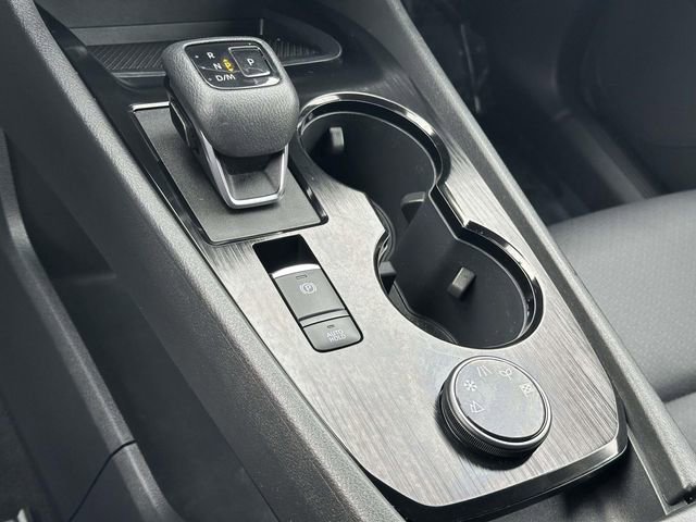 Used 2023 Nissan Rogue SV w/ SV Premium Package image 22