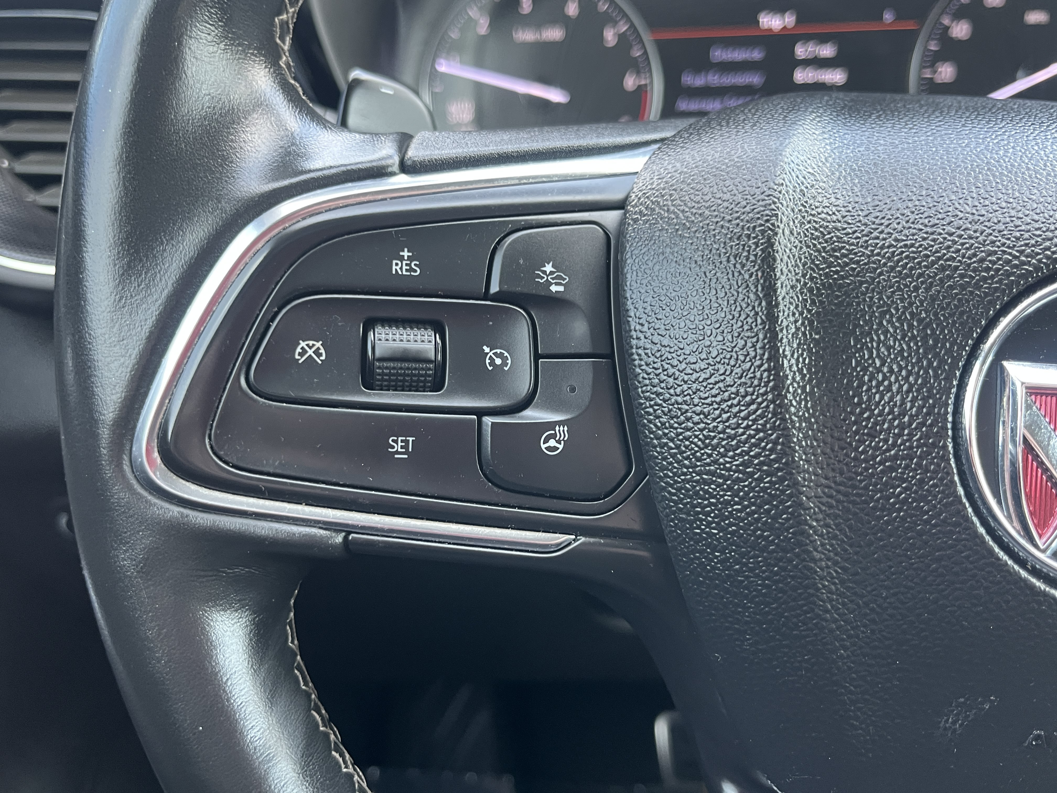 Used 2023 Buick Envision Essence w/ Sport Touring Package FWD image 19