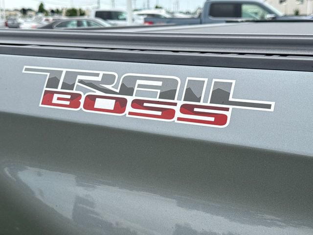 Used 2020 Chevrolet Silverado 1500 LT Trail Boss AWD/4WD image 19