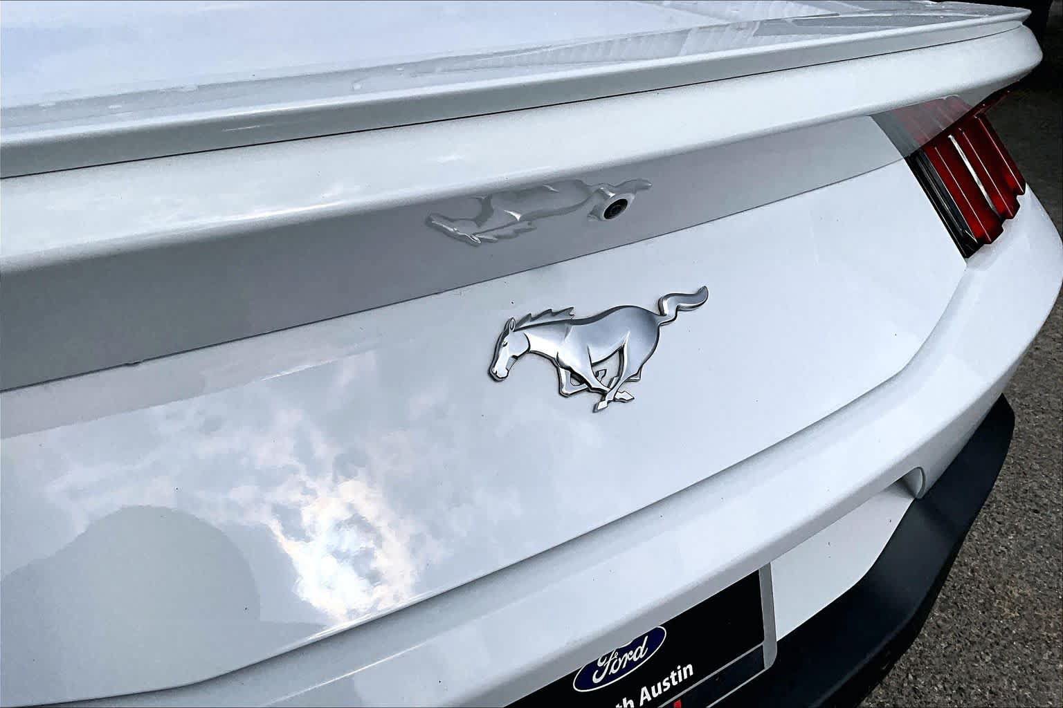 Used 2024 Ford Mustang Premium RWD image 31