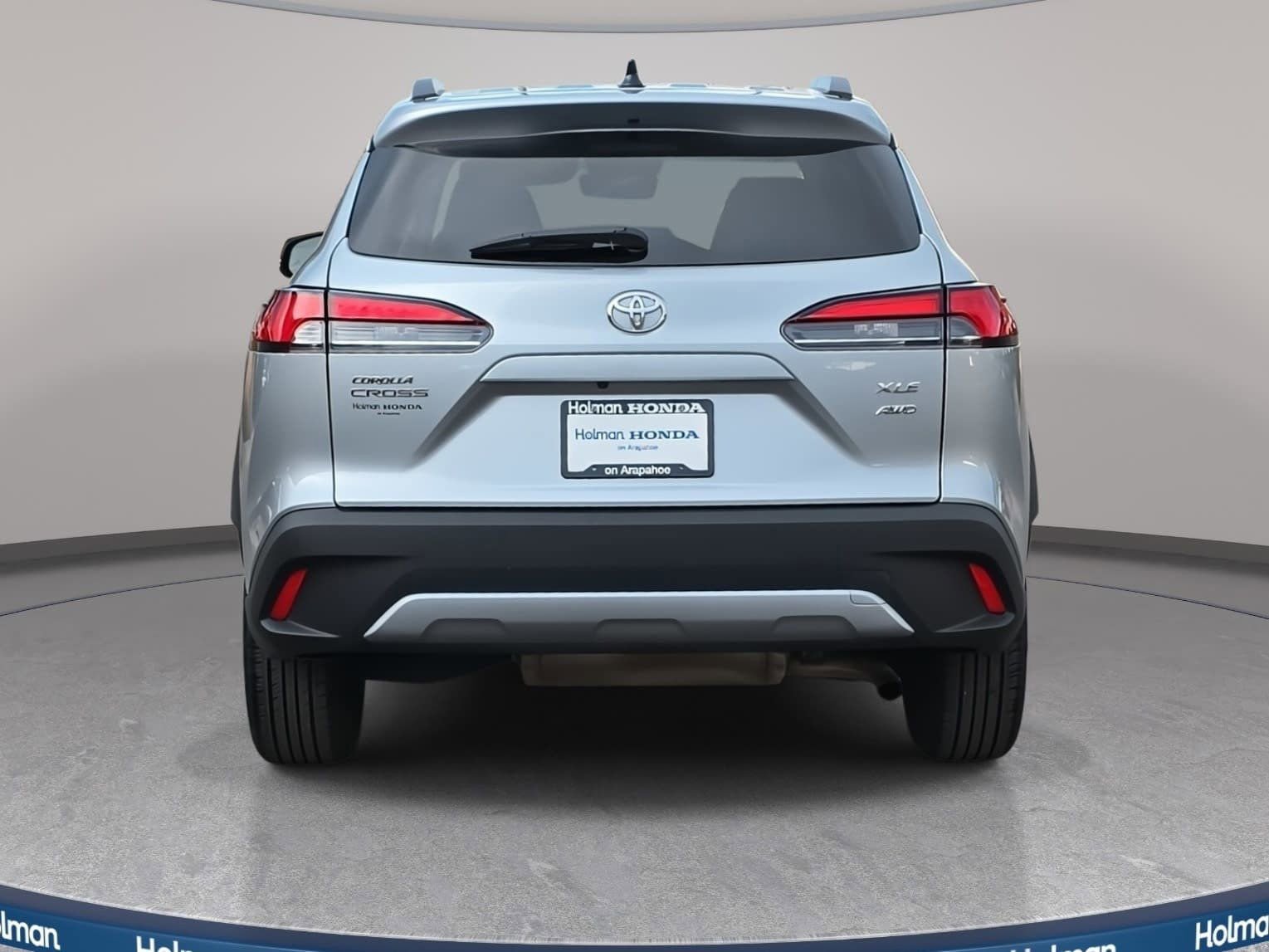 Used 2025 Toyota Corolla Cross XLE image 7