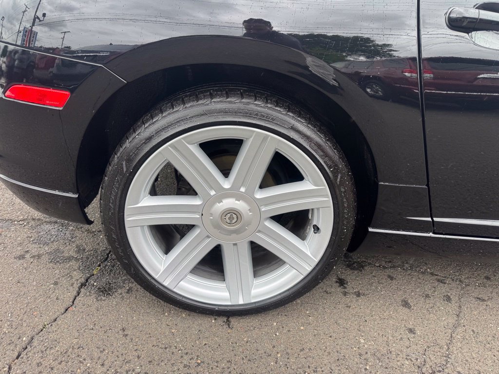 Used 2007 Chrysler Crossfire Convertible RWD image 20