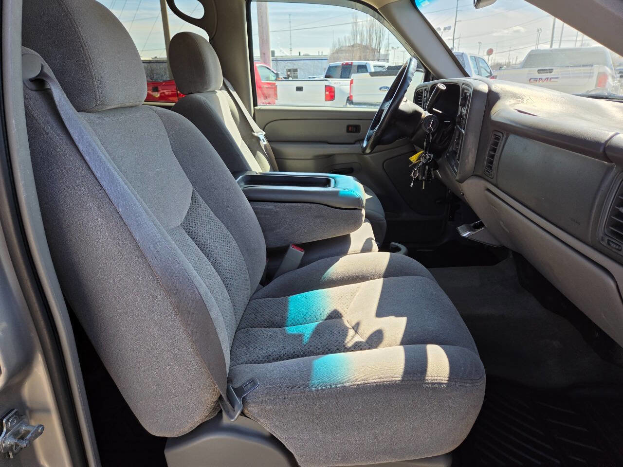 Used 2005 Chevrolet Avalanche Z71 w/ Preferred Equipment Group image 31