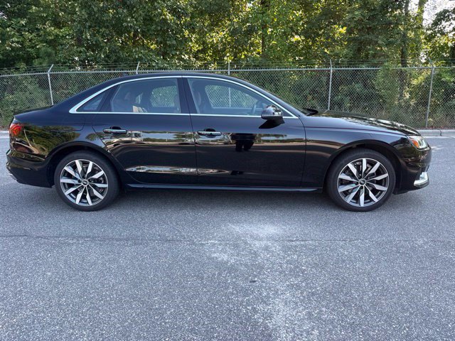 Used 2022 Audi A4 2.0T Premium Plus w/ Premium Plus Package AWD/4WD image 4