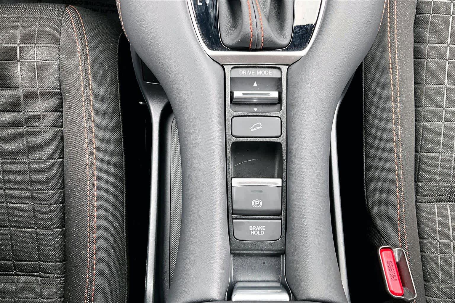 Used 2025 Honda HR-V Sport image 33