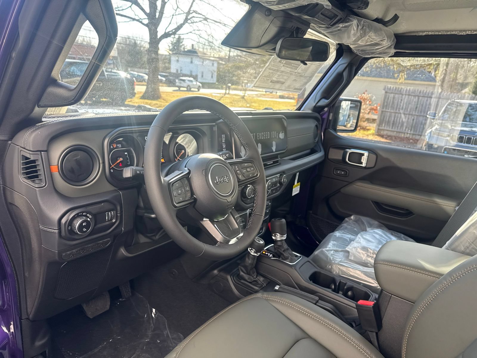 New 2026 Jeep Gladiator Mojave w/ Safety Group AWD/4WD image 9