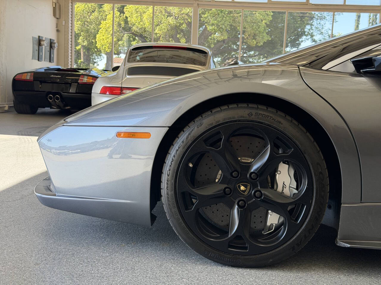 Used 2006 Lamborghini Murcielago Roadster AWD/4WD image 41