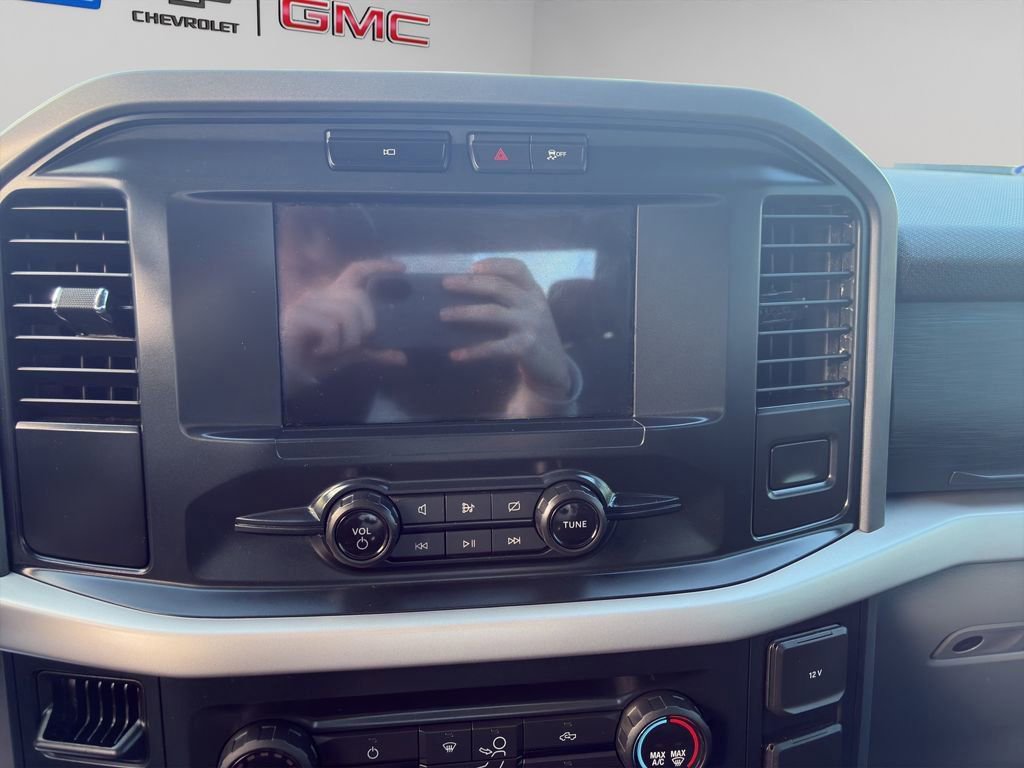 Used 2022 Ford F150 XLT w/ XTR Package image 17