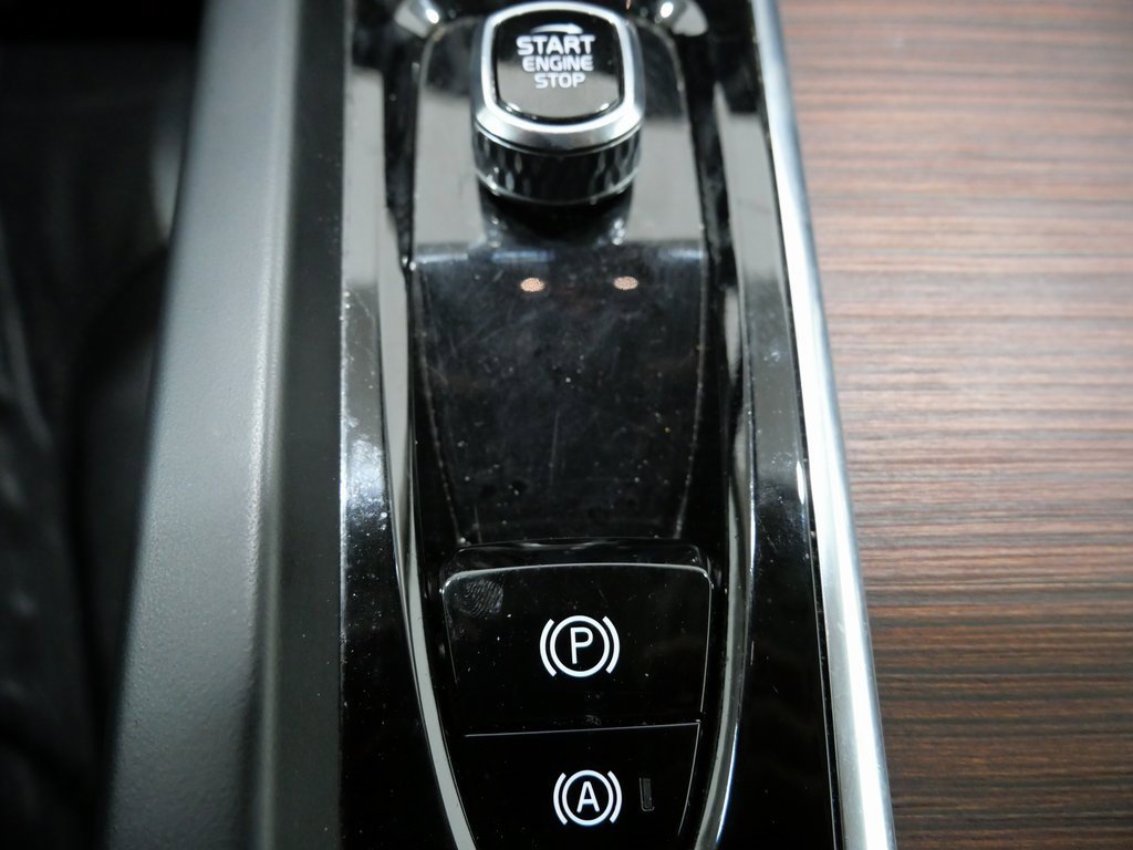 Used 2024 Volvo S60 B5 Plus image 23