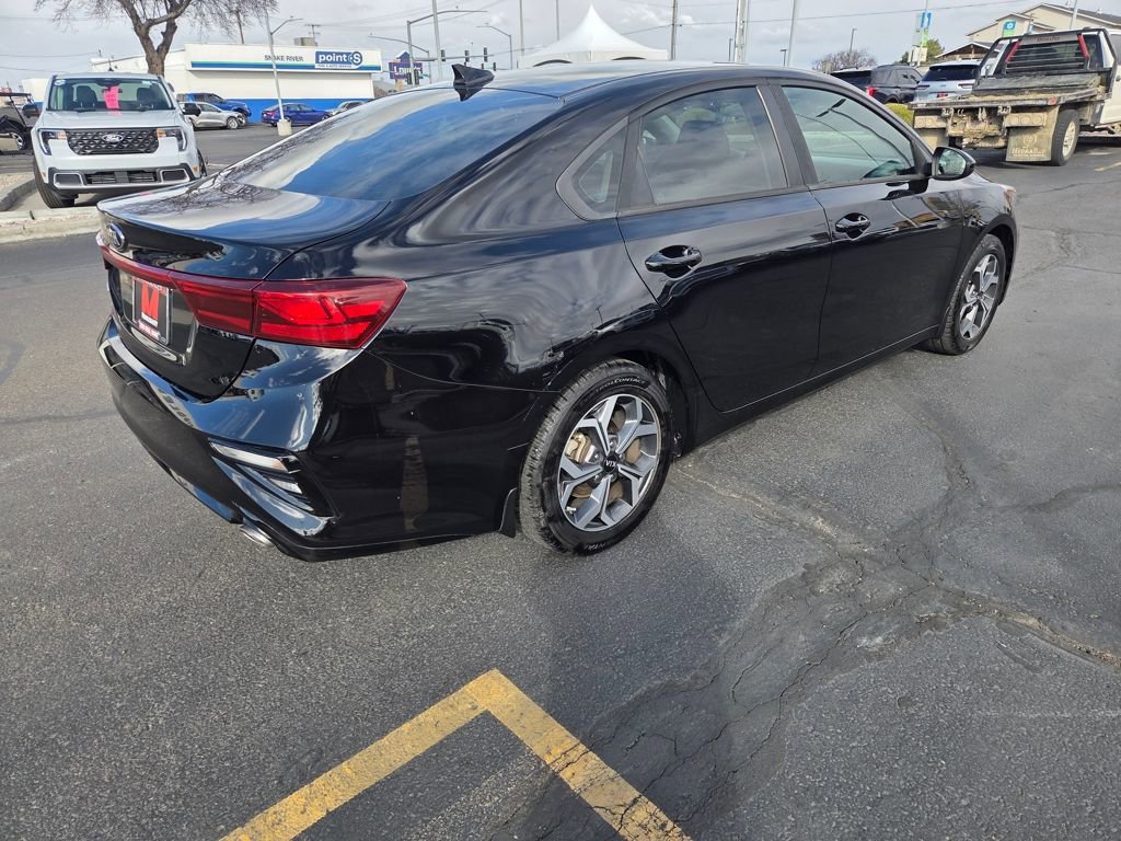 Used 2019 Kia Forte LXS image 3