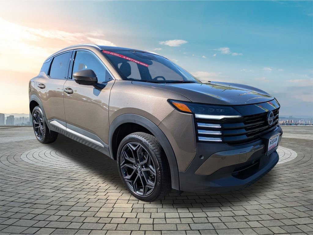 Certified 2025 Nissan Kicks SR FWD image 2