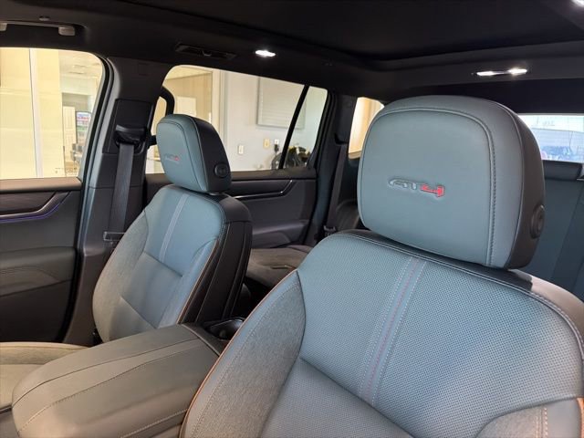 Used 2025 GMC Acadia AT4 w/ LPO, Floor Liner Package image 16