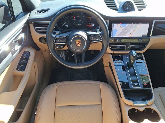 Used 2023 Porsche Macan T image 13