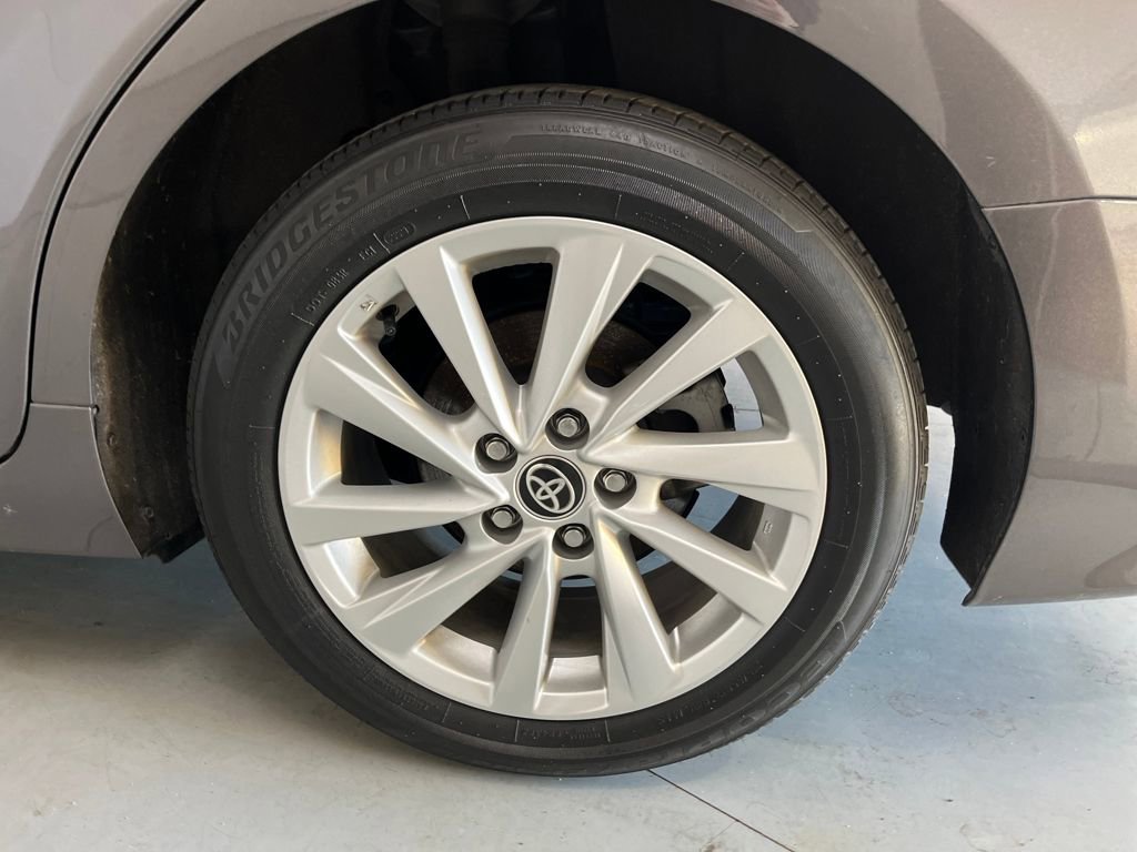Used 2023 Toyota Camry LE image 16