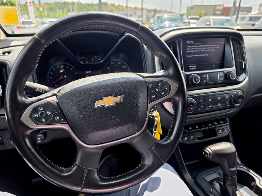 Used 2019 Chevrolet Colorado Z71 AWD/4WD image 16