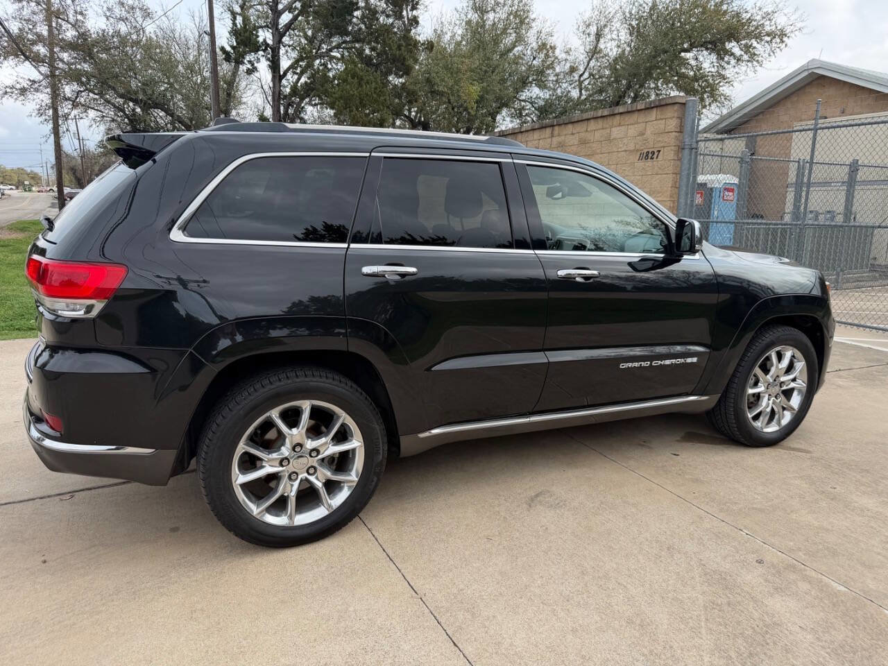 Used 2014 Jeep Grand Cherokee Summit AWD/4WD image 20