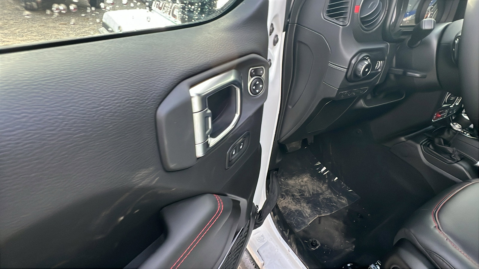 New 2026 Jeep Wrangler Unlimited Rubicon image 14