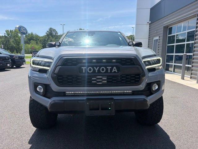 Used 2021 Toyota Tacoma TRD Off-Road AWD/4WD image 2