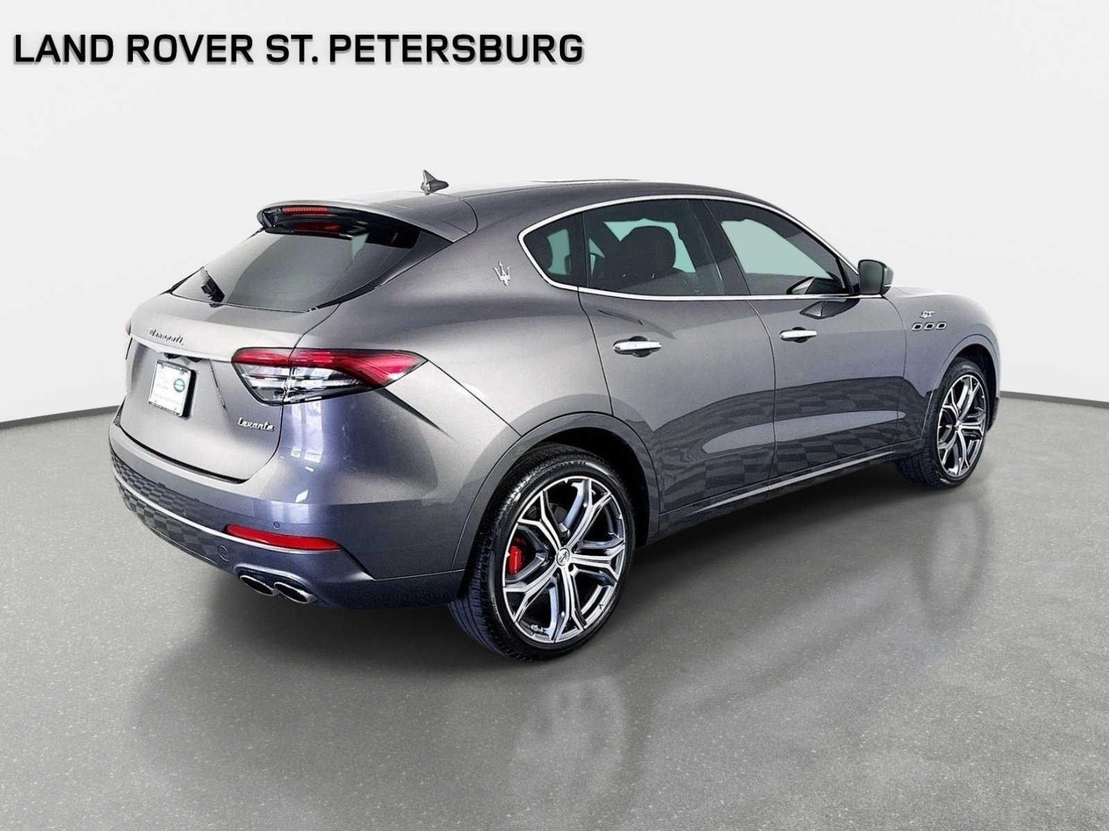 Used 2023 Maserati Levante GT AWD/4WD image 5