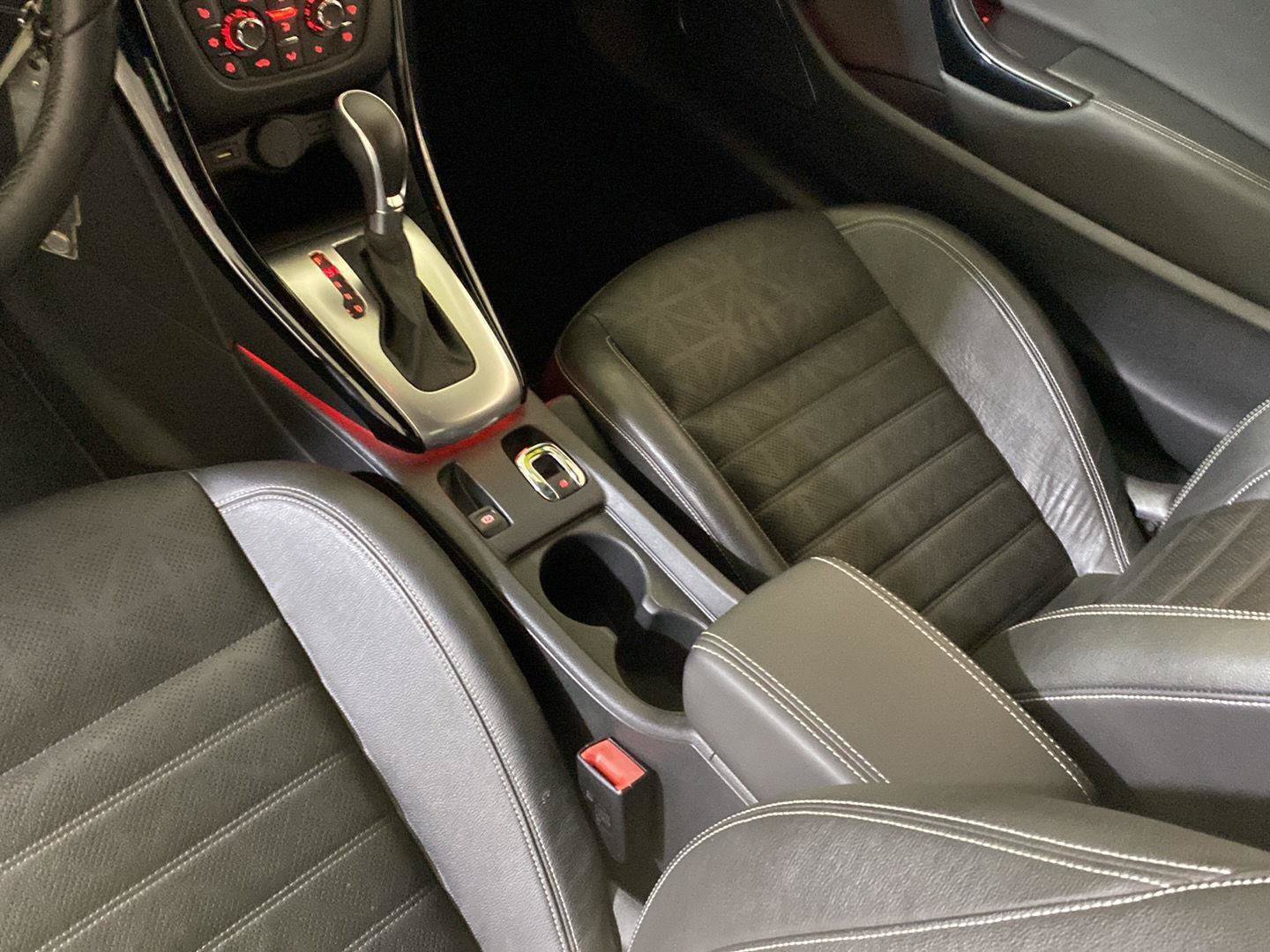 Used 2016 Buick Cascada Premium FWD image 25