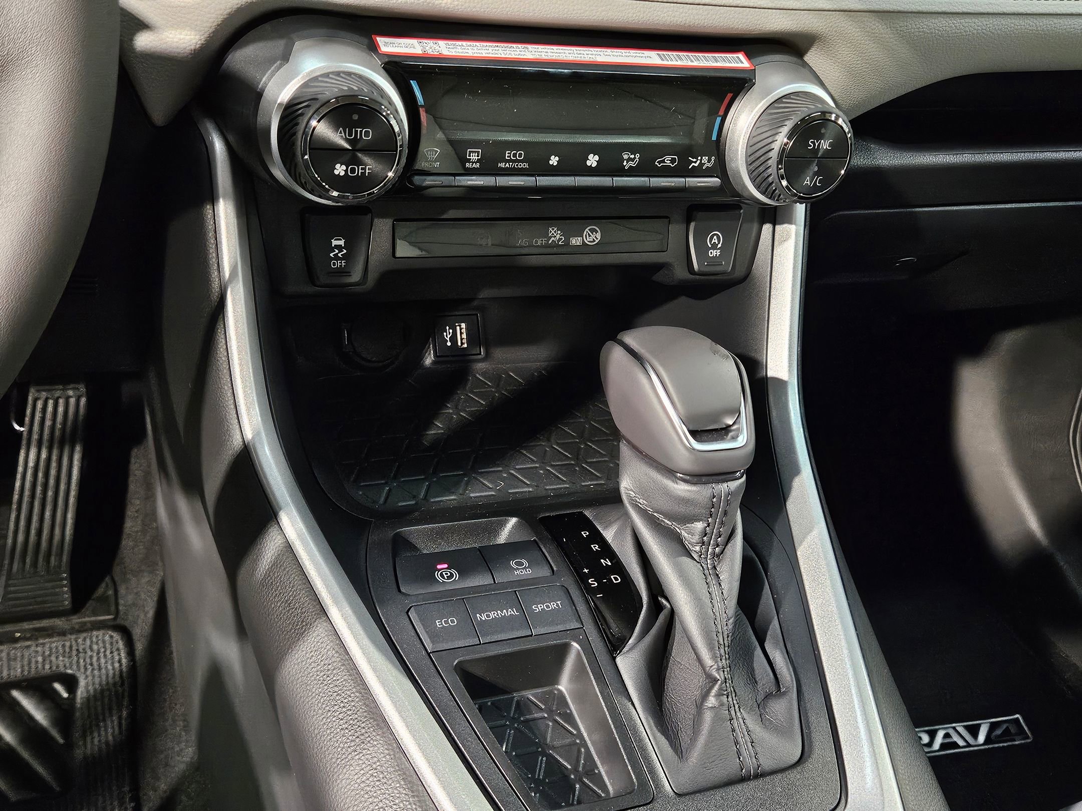 New 2025 Toyota RAV4 XLE Premium image 19