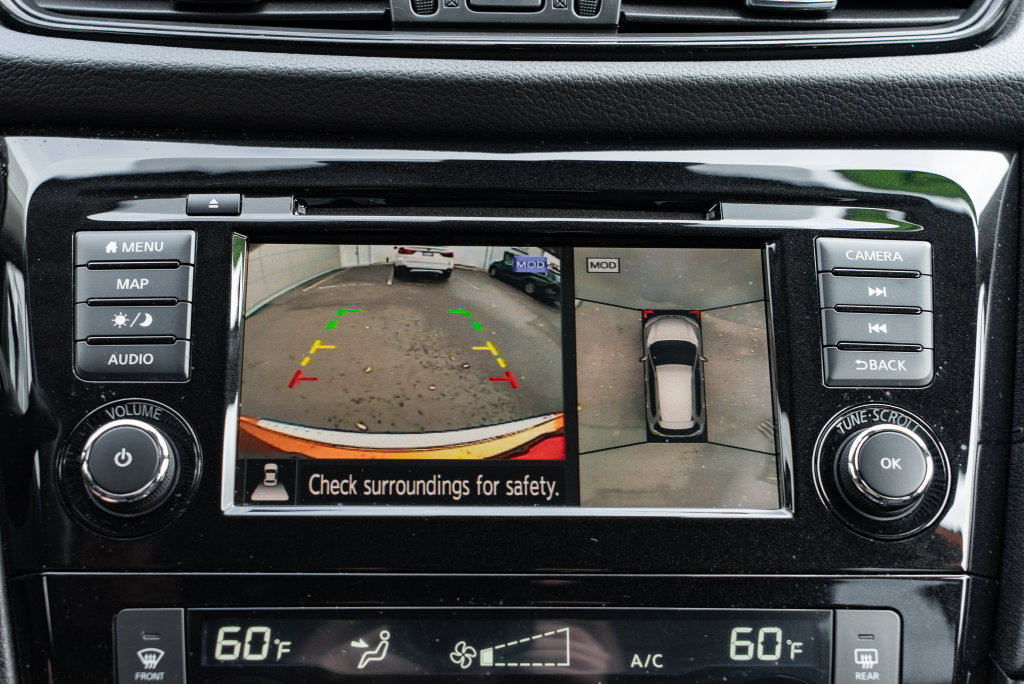 Used 2020 Nissan Rogue SV w/ Sun & Sound Touring Package AWD/4WD image 17