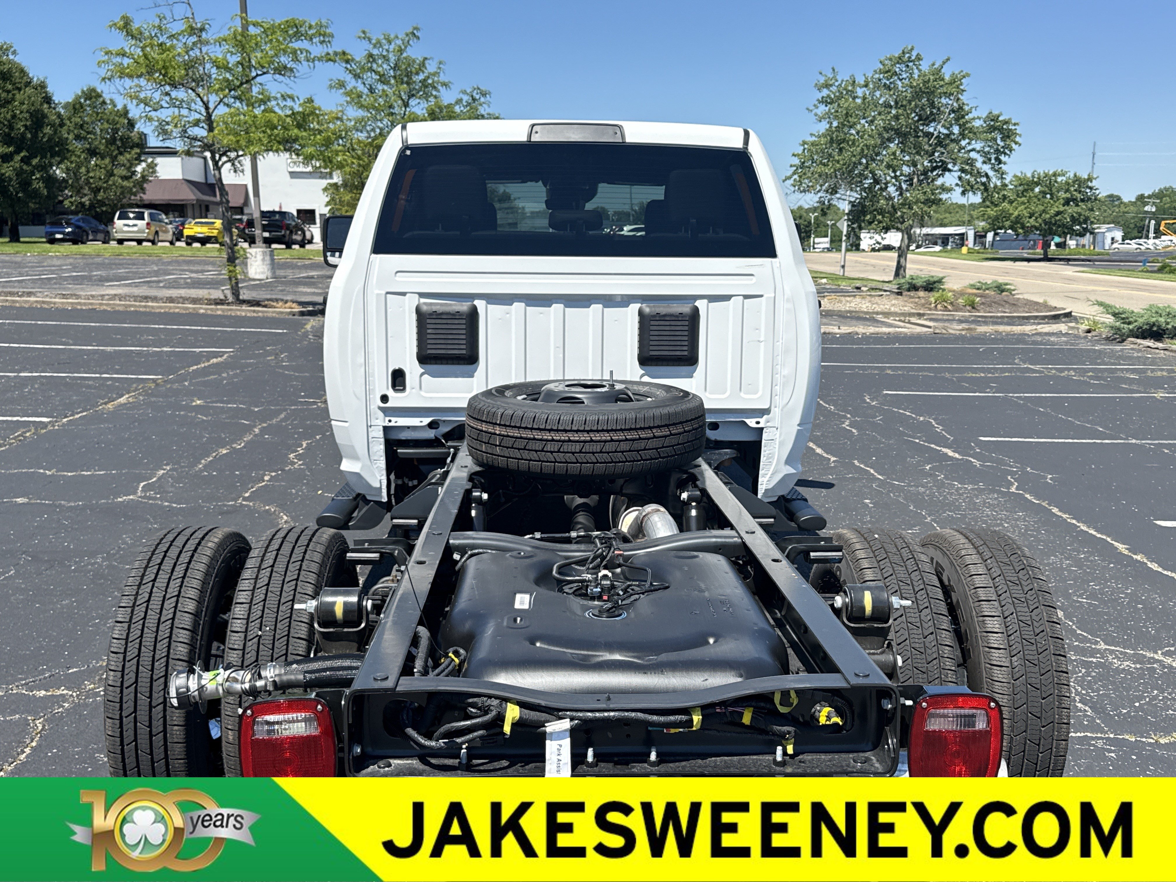 New 2026 RAM 3500 Tradesman w/ Chrome Appearance Group A AWD/4WD image 7