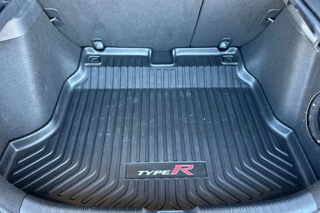 Used 2019 Honda Civic Type R image 17