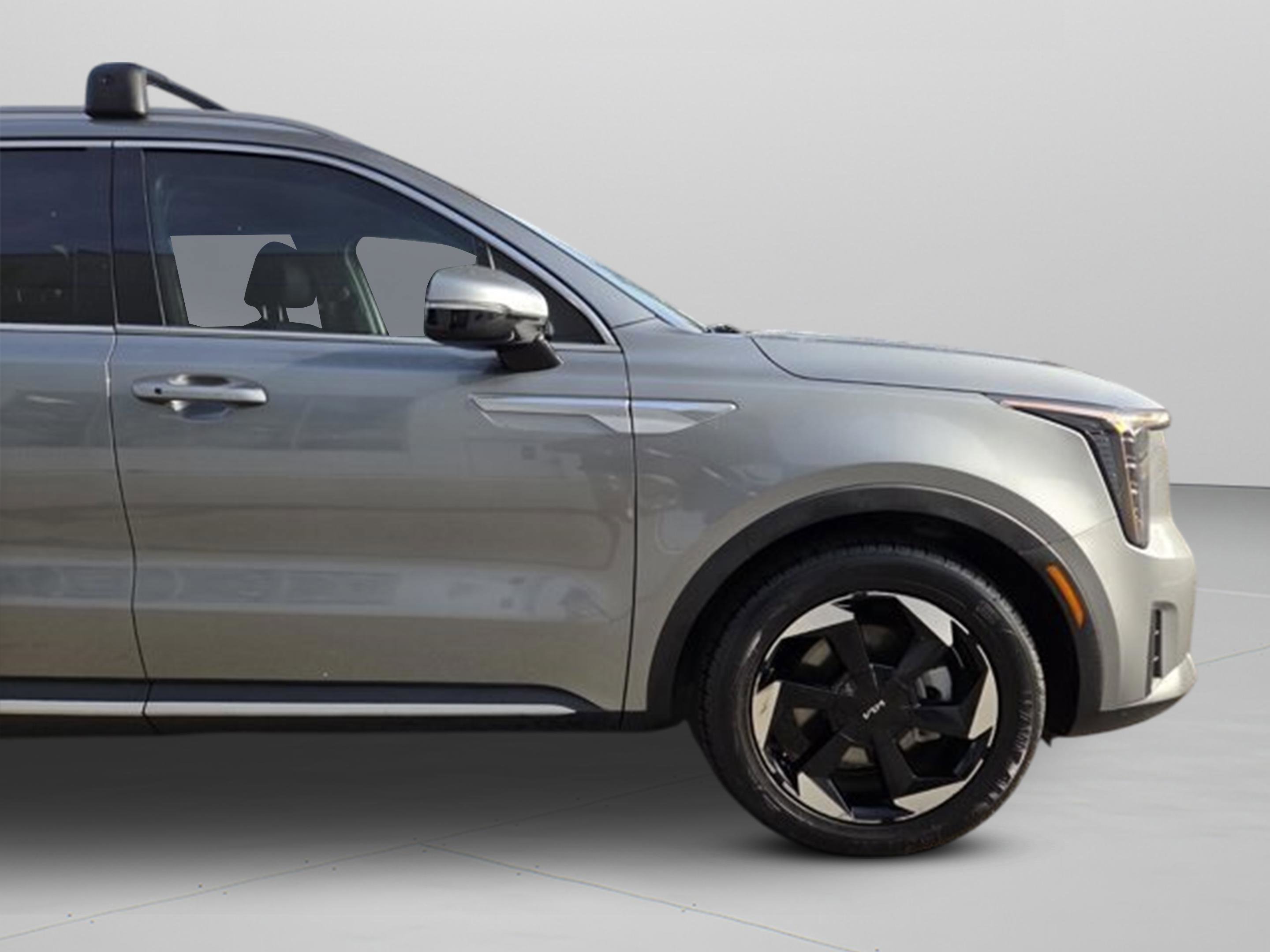 Used 2025 Kia Sorento EX image 33