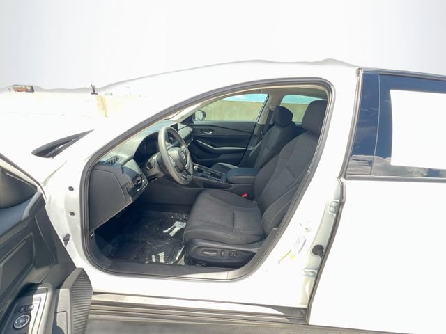 Used 2025 Honda Accord SE image 10