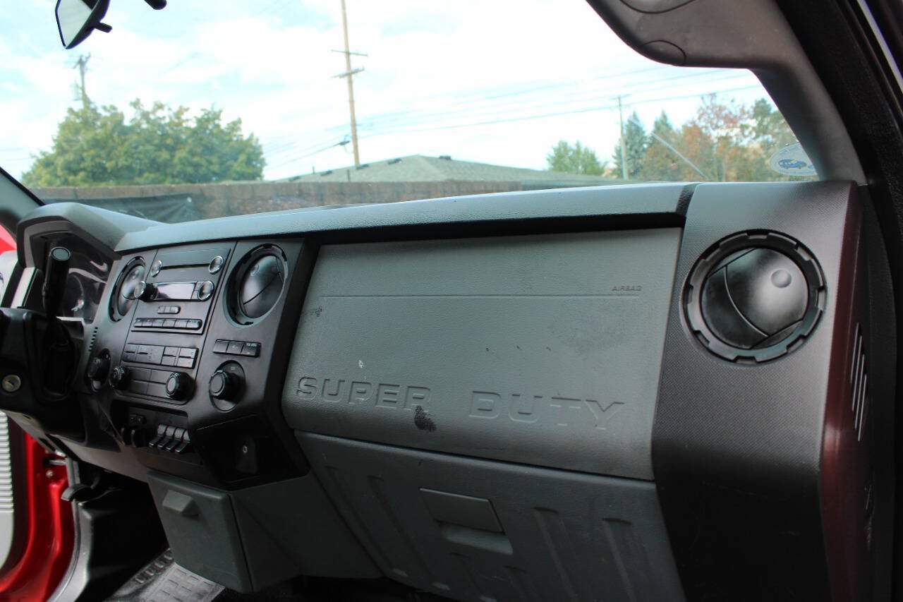Used 2015 Ford F250 XL w/ Power Equipment Group AWD/4WD image 15