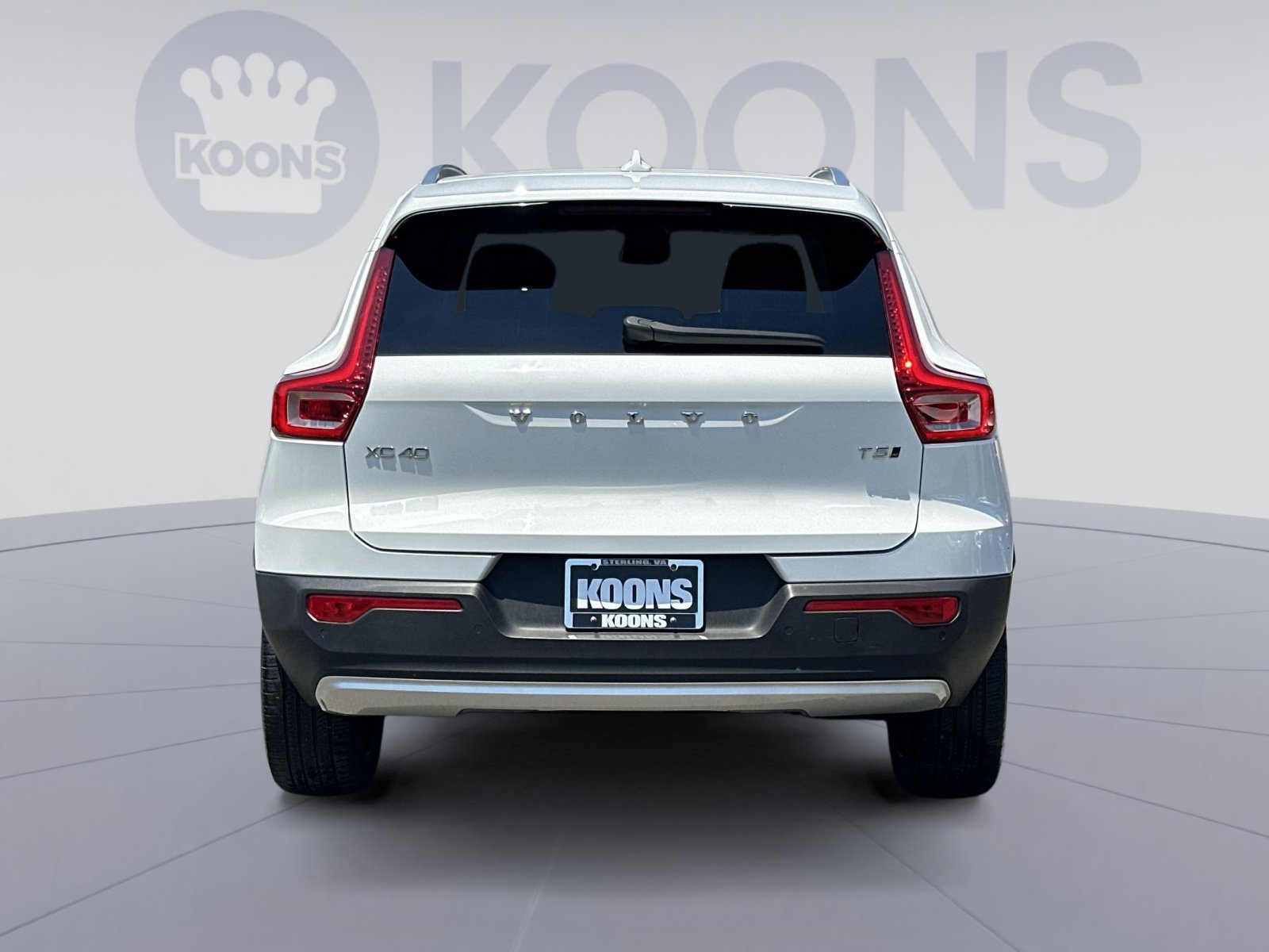 Used 2020 Volvo XC40 T5 Momentum w/ Protection Package Premier AWD/4WD image 10
