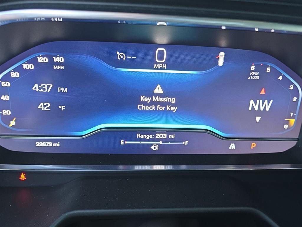 Used 2022 Chevrolet Tahoe LT w/ Luxury Package image 16