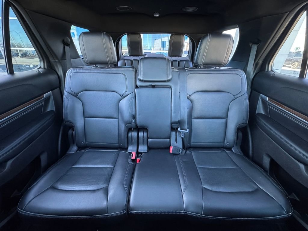 Used 2017 Ford Explorer Limited image 25