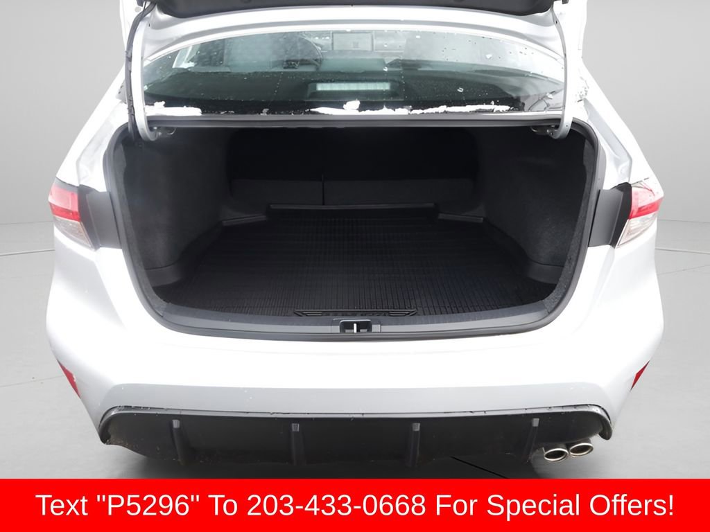 Certified 2025 Toyota Corolla SE w/ SE Premium Package FWD image 8