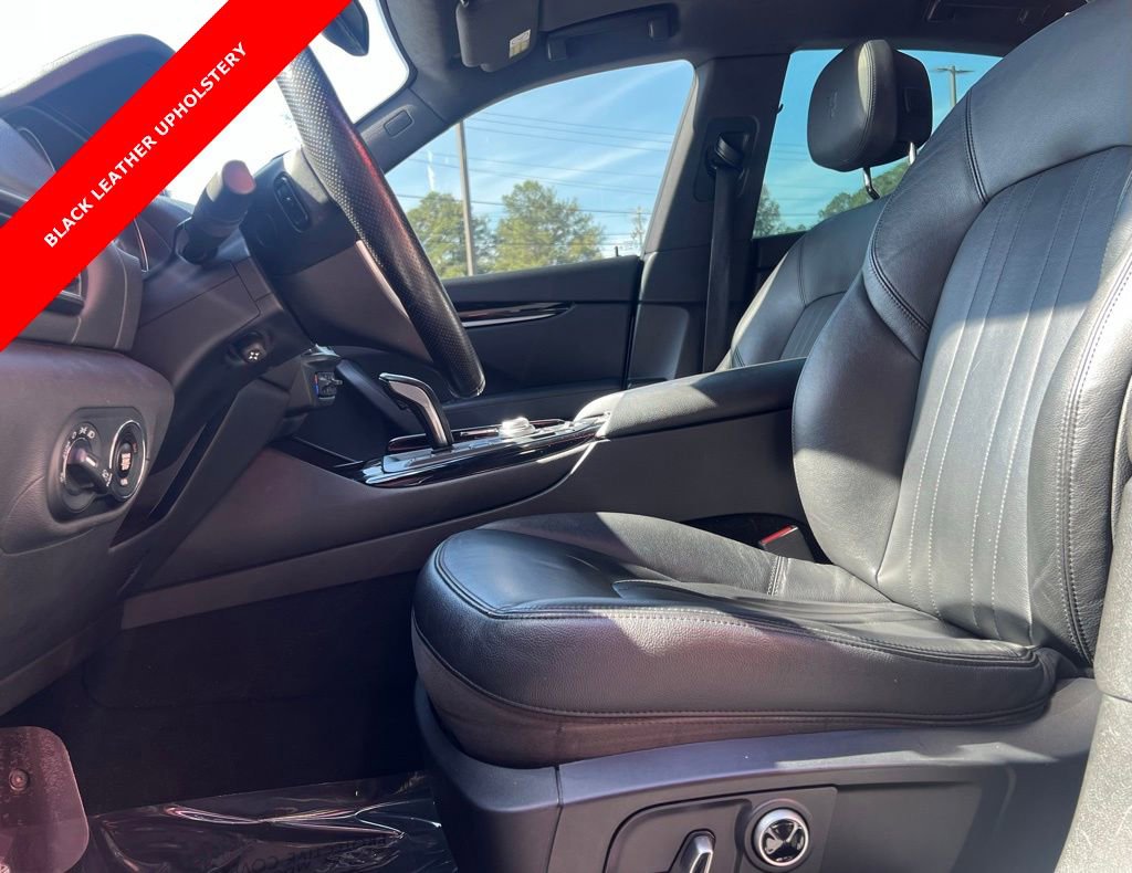 Used 2021 Maserati Levante image 3