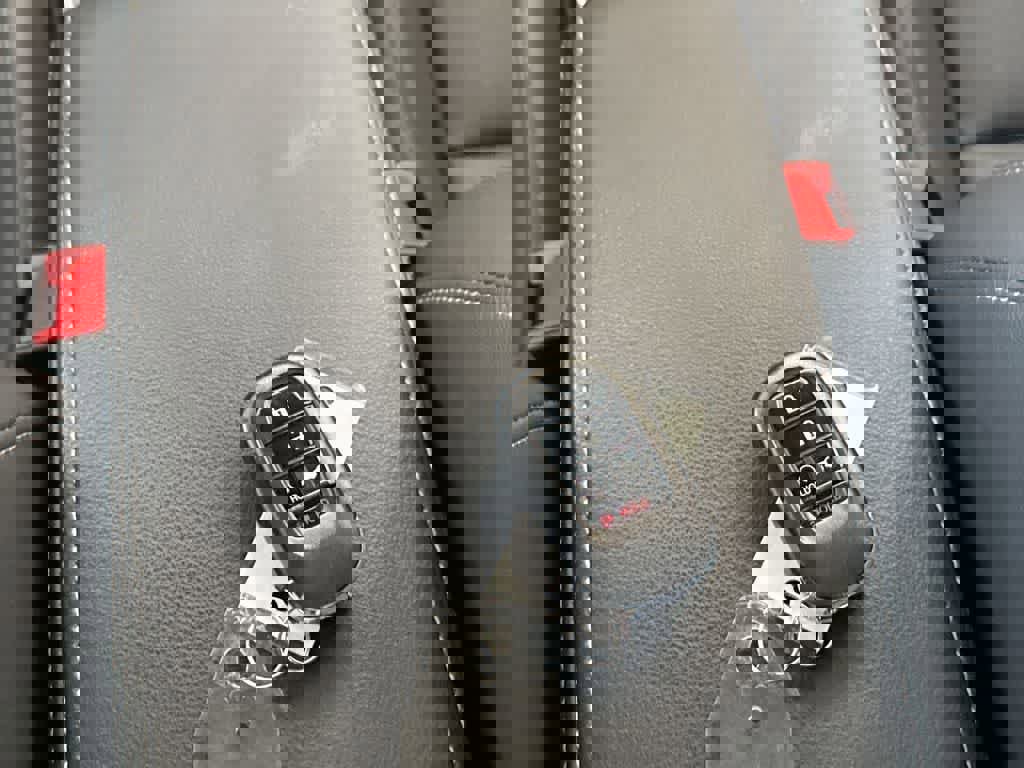 Certified 2025 Honda Civic Sport Touring image 36