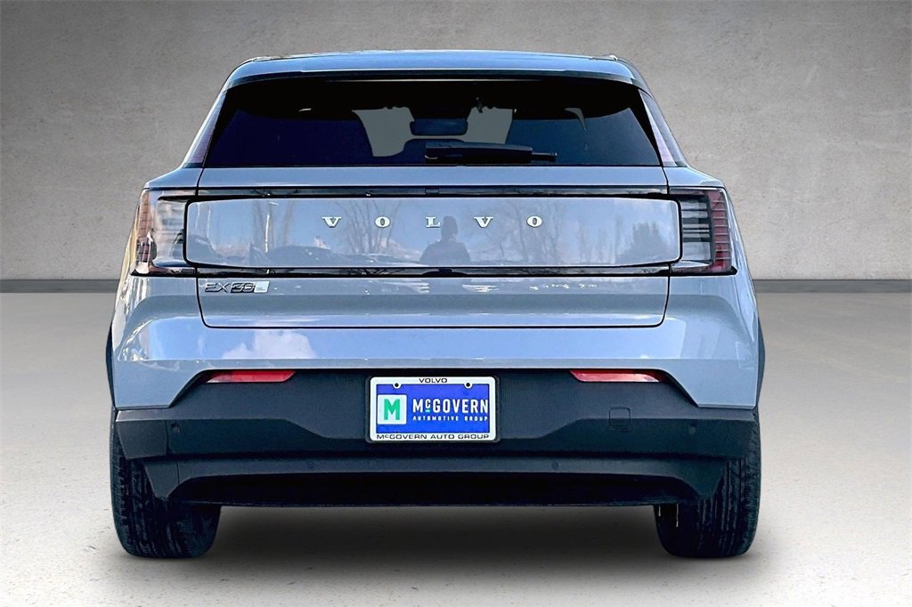 Used 2025 Volvo EX30 Plus w/ Climate Package image 5