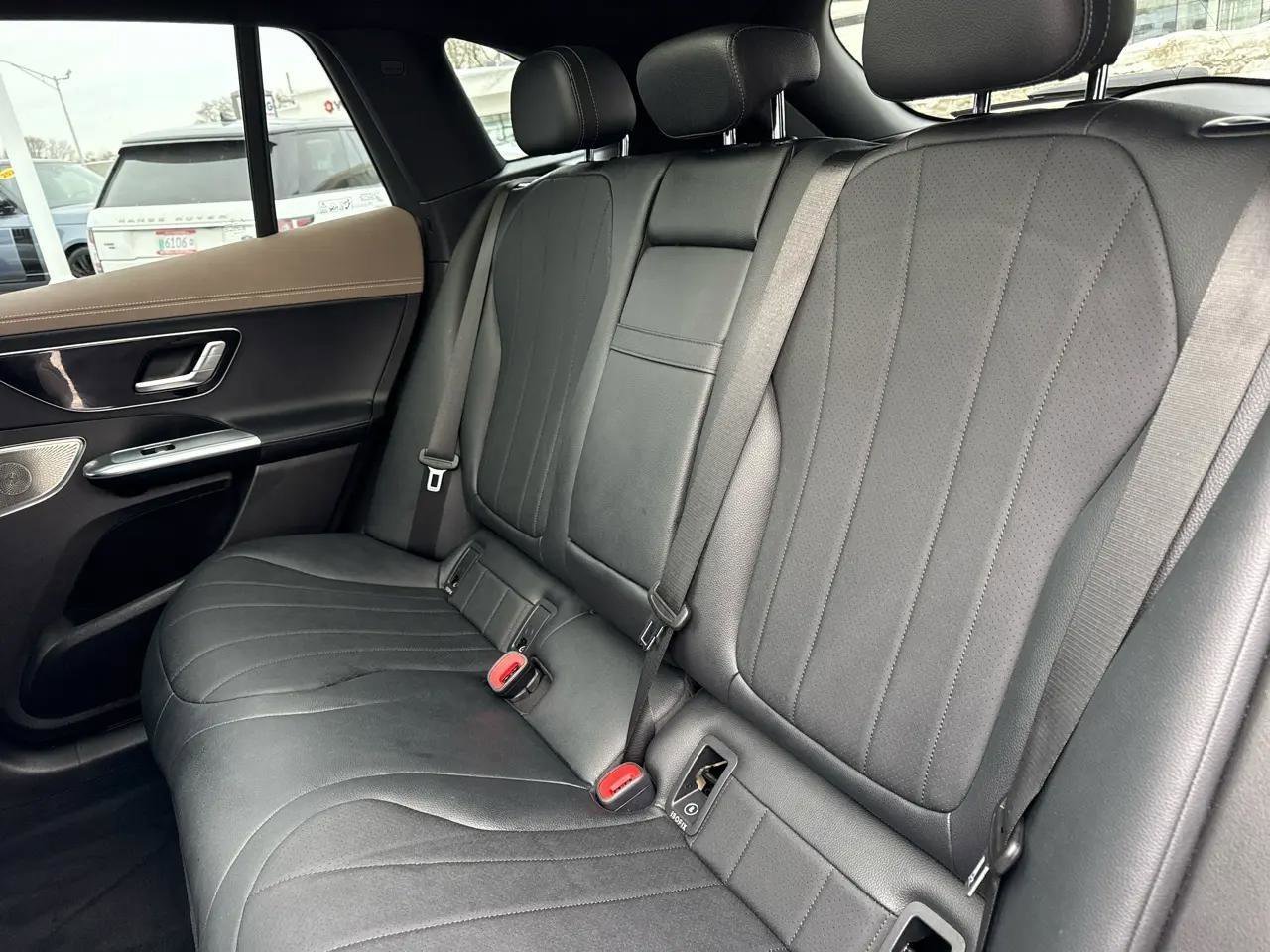 Used 2023 Mercedes-Benz EQE 350+ 4MATIC SUV w/ AMG Line Exterior Package image 31