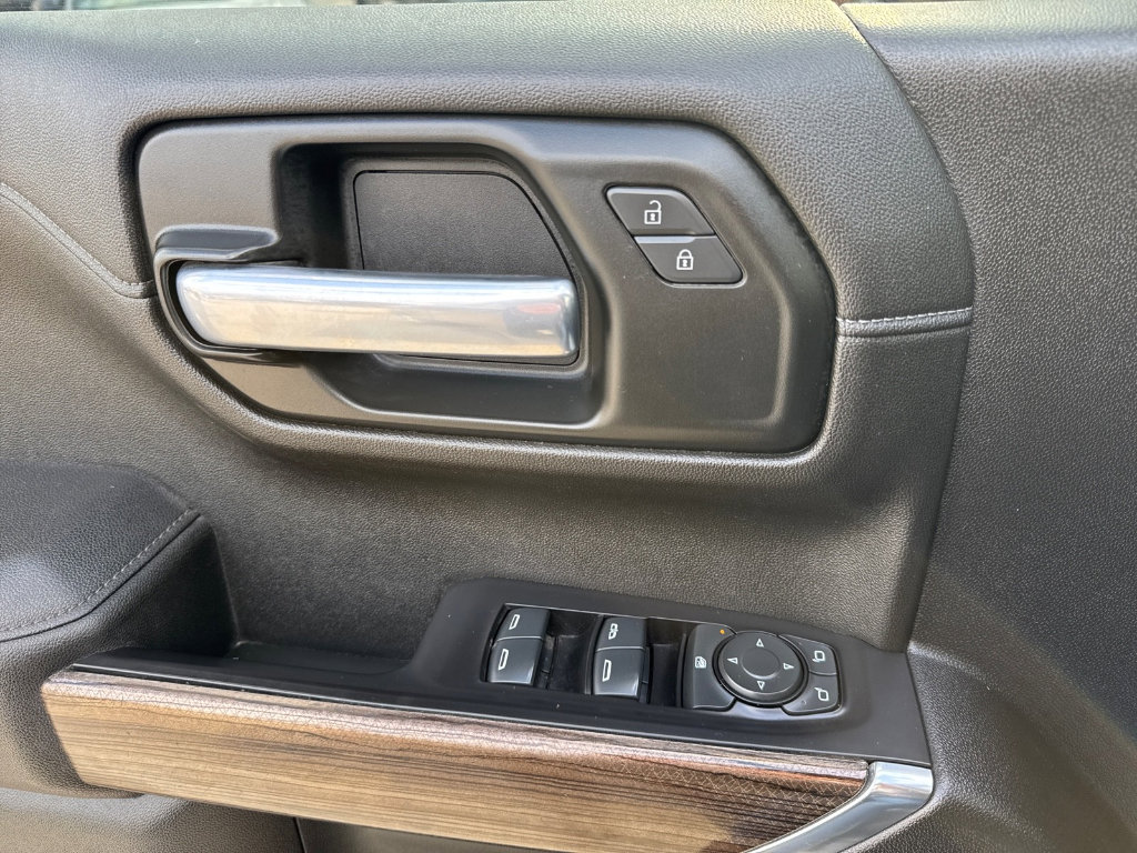 Used 2020 Chevrolet Silverado 1500 RST w/ All-Star Edition AWD/4WD image 30